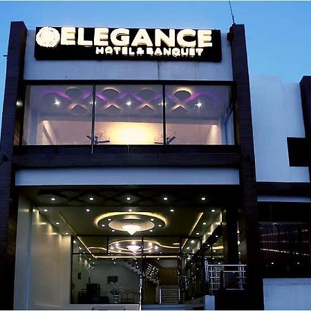 Elegance Hotel And Banquet Ayodhya Exteriör bild